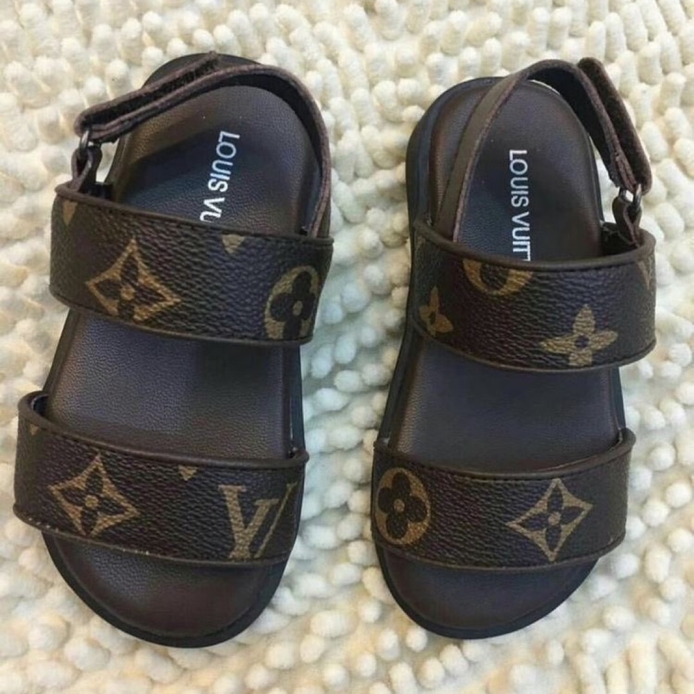 Meet your Posher, Ariana